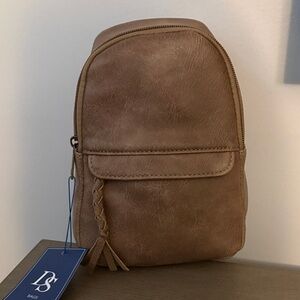 Women’s Tan DS Leather Crossbody Bag
